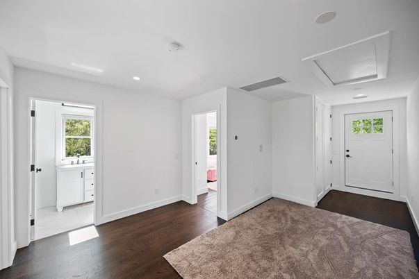 Empty room, Interior, Recessed Lighting, Wood Texture Flooring