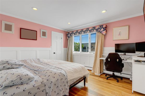 Bedroom, Home Office, Interior, Recessed Lighting, Wood Texture Flooring