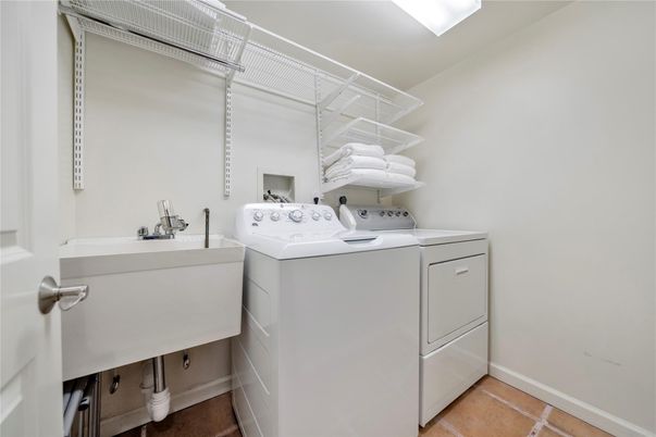 Interior, Washer