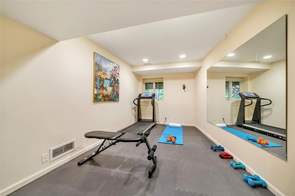Fitness Equipment, Interior, Recessed Lighting