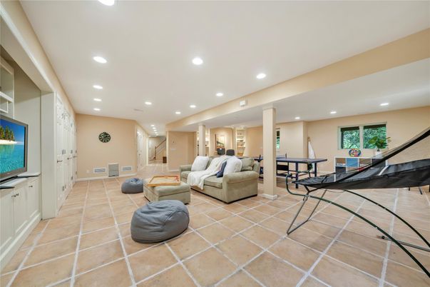 Interior, Recessed Lighting