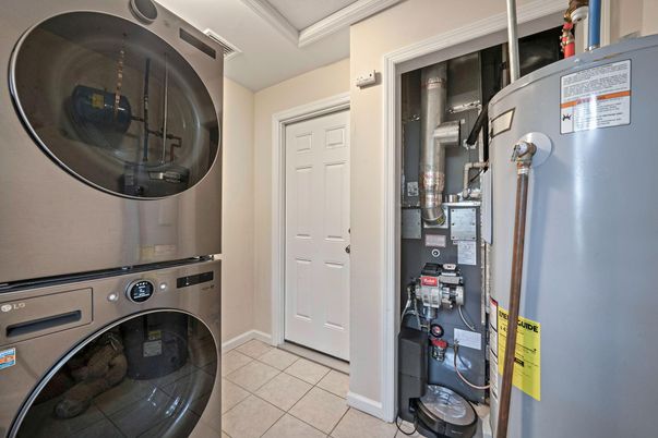 Interior, Utility Closets, Washer