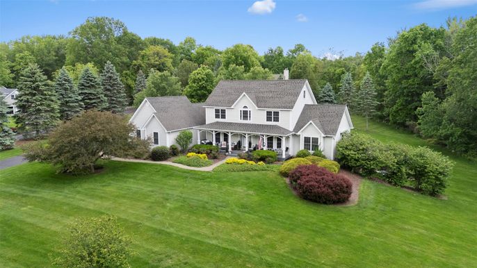 Backyard, Exterior, Facade, Farmhouse