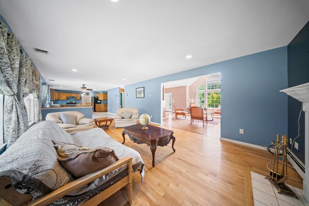 Dining room, Interior, Kitchen, Living room, Recessed Lighting, Wood Texture Flooring