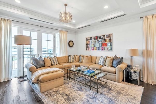 Interior, Living room, Pendant Lights, Recessed Lighting, Wood Texture Flooring