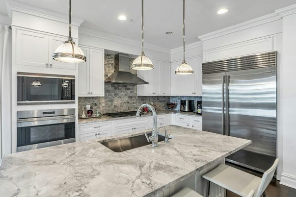 Interior, Kitchen, Pendant Lights, Recessed Lighting, Stainless Steel Appliances