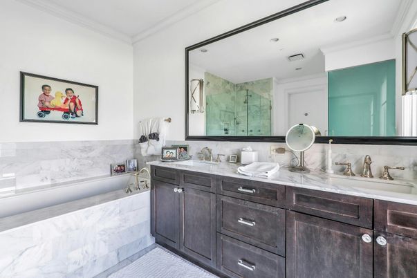 Bathroom, Dual Sink Vanities, Interior, Marble, Recessed Lighting