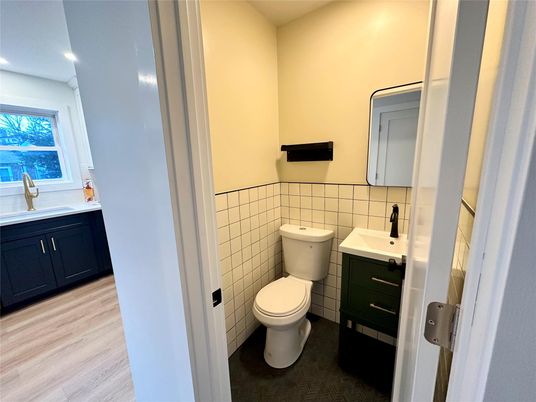 Bathroom, Interior, Recessed Lighting, Wood Texture Flooring