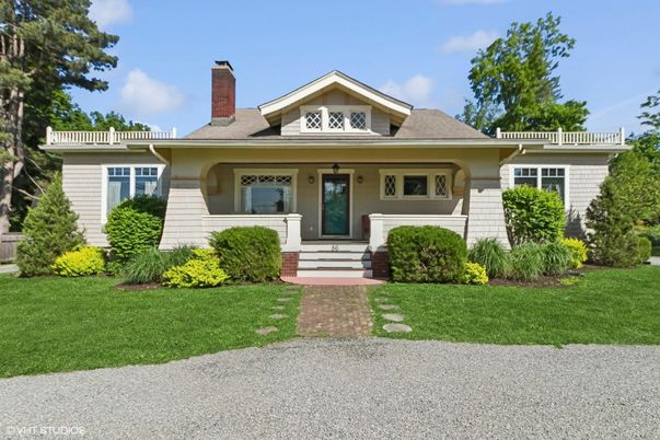 Exterior, Facade, Cape Cod