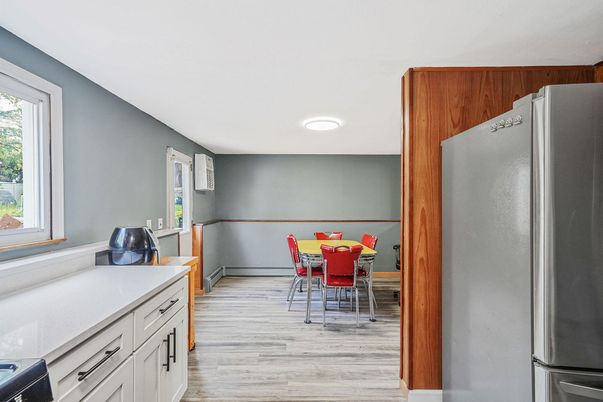 Dining room, Interior, Kitchen, Recessed Lighting, Wood Texture Flooring