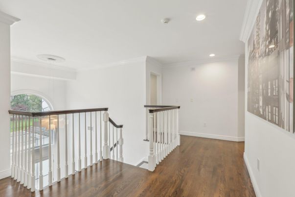 Interior, Pendant Lights, Recessed Lighting, Wood Texture Flooring