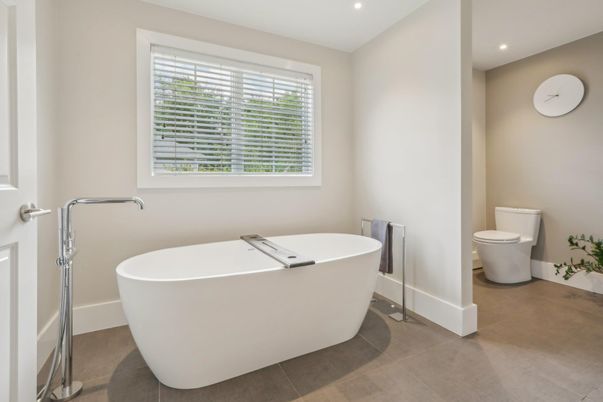 Bathroom, Free Standing Baths, Interior, Recessed Lighting