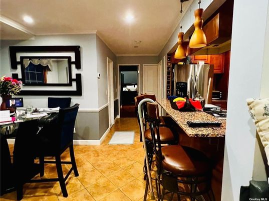 Dining room, Interior, Kitchen, Pendant Lights, Recessed Lighting, Stainless Steel Appliances