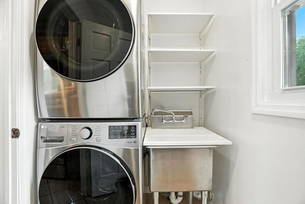 Interior, Utility Closets, Washer