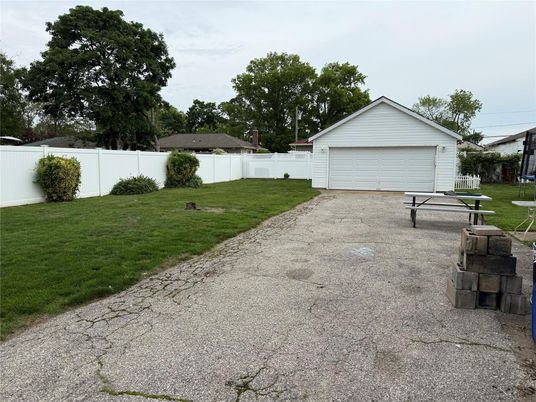 Backyard, Detached Garage, Exterior