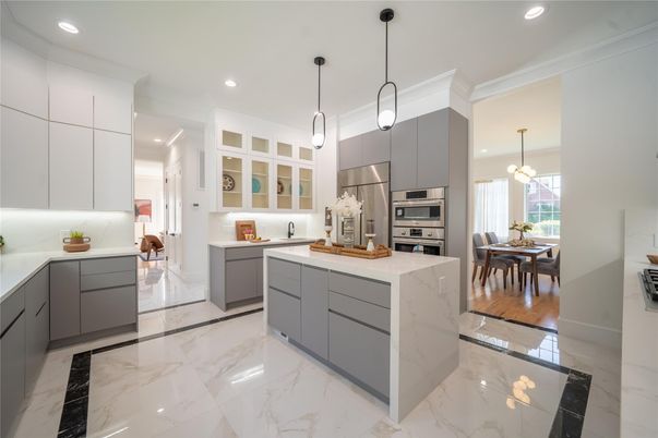 Dining room, Interior, Kitchen, Marble, Pendant Lights, Recessed Lighting, Stainless Steel Appliances