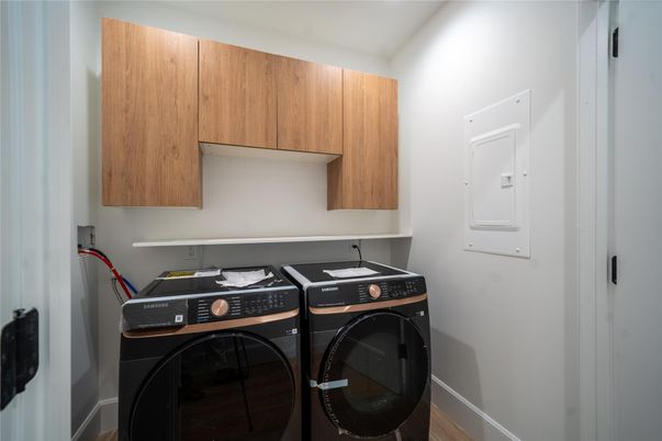 Interior, Washer