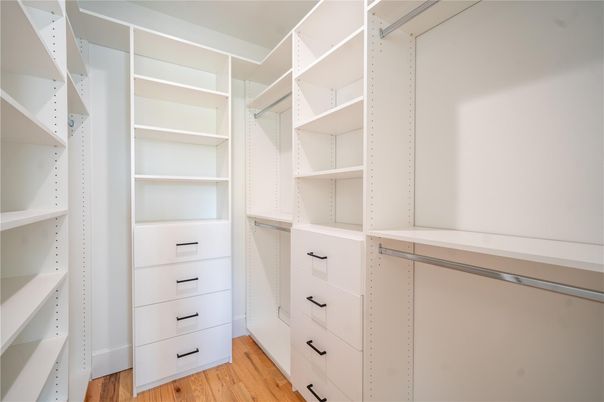 Interior, Walk-in Closets, Wood Texture Flooring