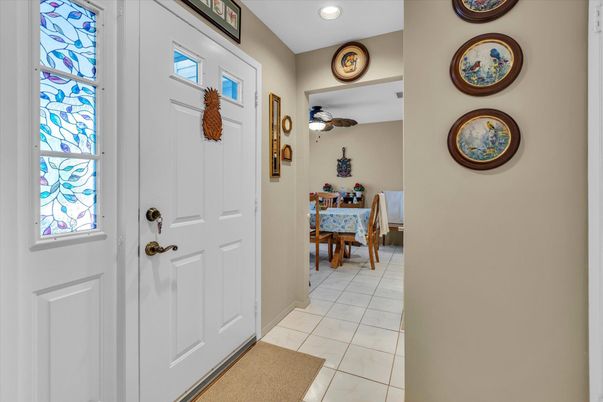 Dining room, Interior, Recessed Lighting