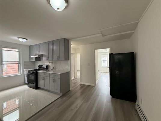 Interior, Kitchen, Stainless Steel Appliances, Wood Texture Flooring