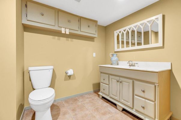 Bathroom, Interior, Recessed Lighting