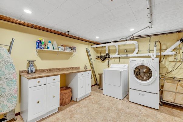 Interior, Recessed Lighting, Washer