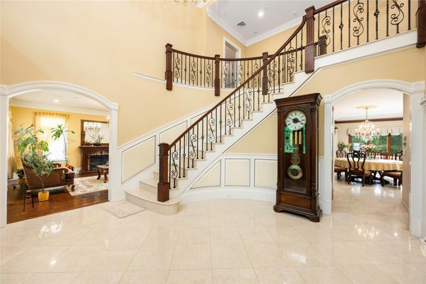 Chandelier, Dining room, Fireplace, Interior, Recessed Lighting
