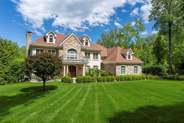 Backyard, Exterior, Facade, French Provincial