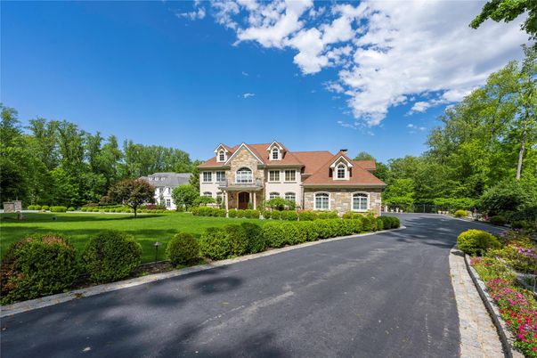 Backyard, Exterior, Facade, French Provincial