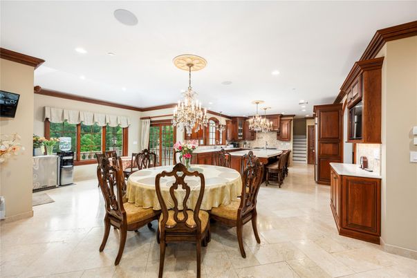 Chandelier, Dining room, Interior, Kitchen, Recessed Lighting