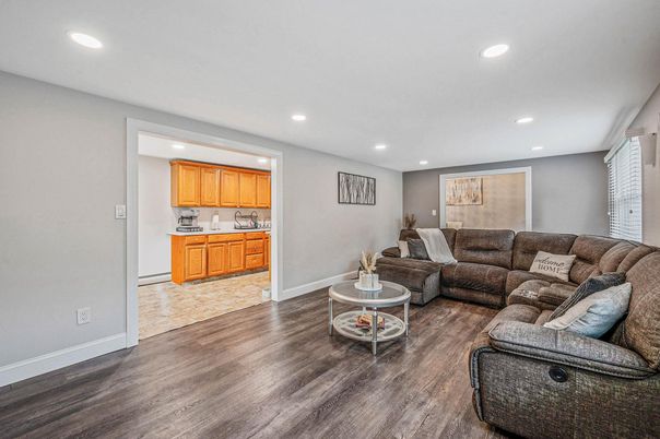 Interior, Kitchen, Living room, Recessed Lighting, Wood Texture Flooring
