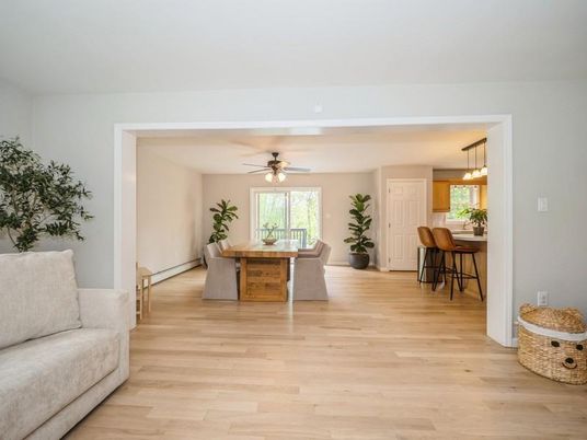 Dining room, Interior, Kitchen, Pendant Lights, Wood Texture Flooring
