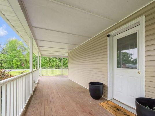 Exterior, Wood Texture Flooring