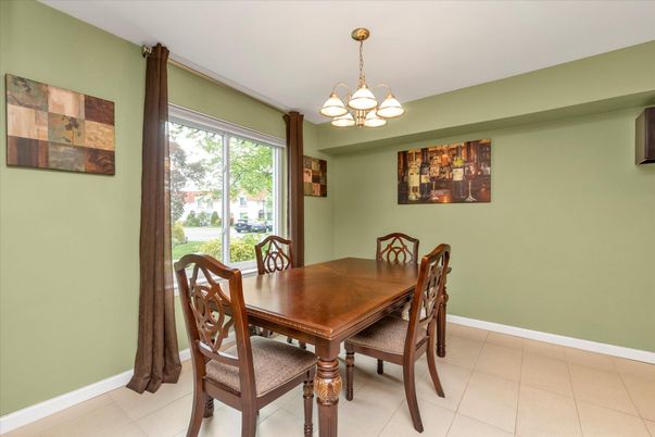 Chandelier, Dining room, Interior