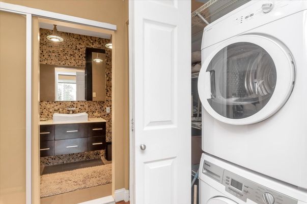 Interior, Utility Closets, Washer