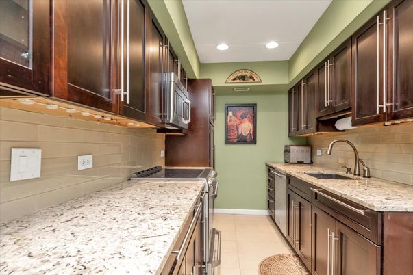 Interior, Kitchen, Recessed Lighting