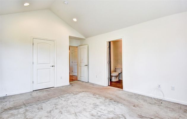 Bathroom, Empty room, Interior, Recessed Lighting