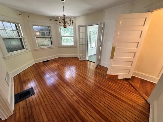 Chandelier, Empty room, Interior, Wood Texture Flooring
