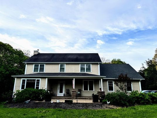 Exterior, Facade, Cape Cod