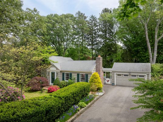 Backyard, Detached Garage, Exterior, Facade, Cape Cod