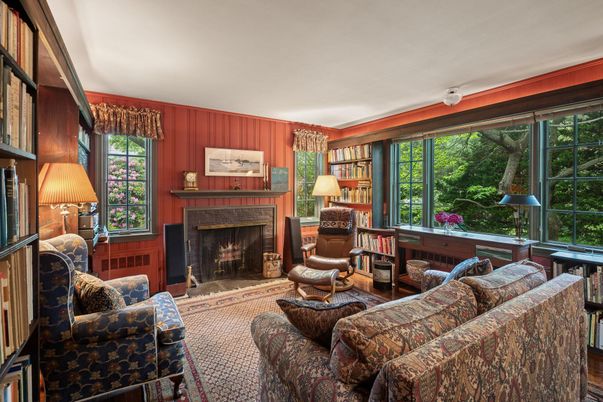 Fireplace, Interior, Living room