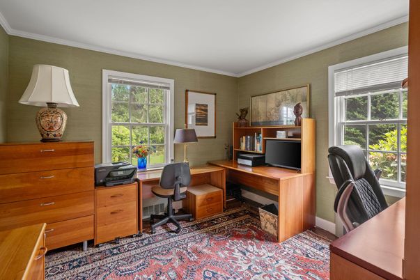 Home Office, Interior