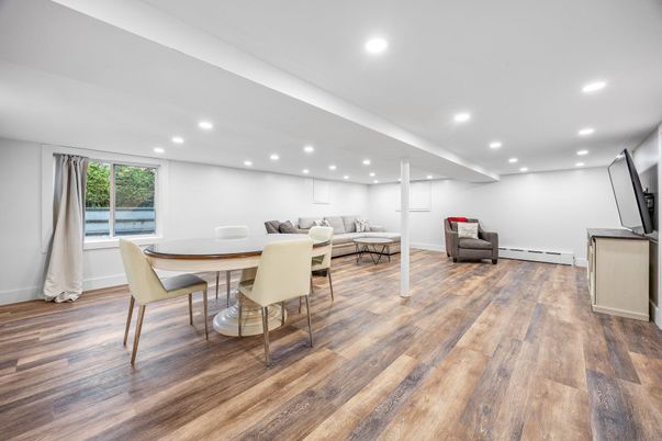 Dining room, Interior, Living room, Recessed Lighting, Wood Texture Flooring