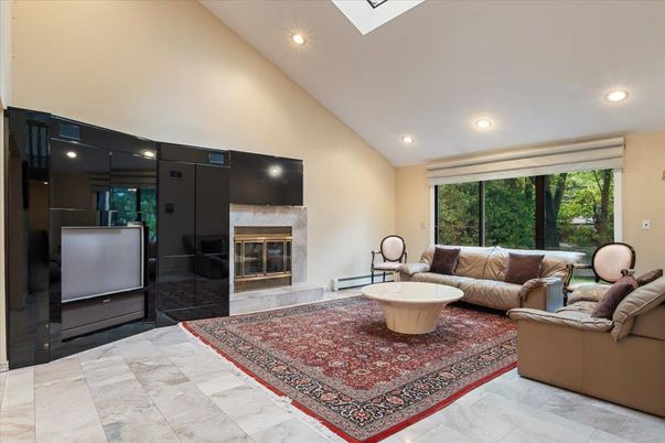 Fireplace, Interior, Living room, Recessed Lighting
