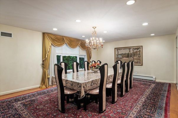 Chandelier, Dining room, Interior, Recessed Lighting, Wood Texture Flooring