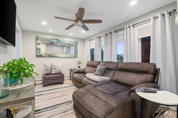 Interior, Living room, Recessed Lighting, Wood Texture Flooring
