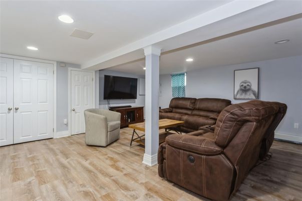 Interior, Living room, Recessed Lighting, Wood Texture Flooring