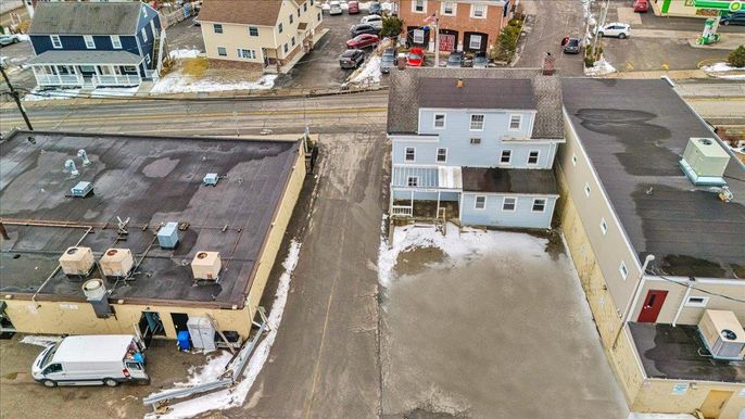 Exterior, Drone