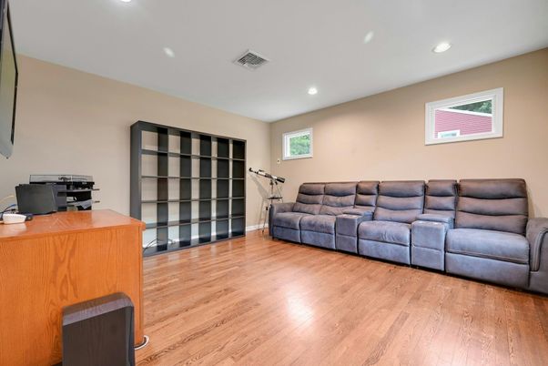 Home Office, Interior, Recessed Lighting, Wood Texture Flooring