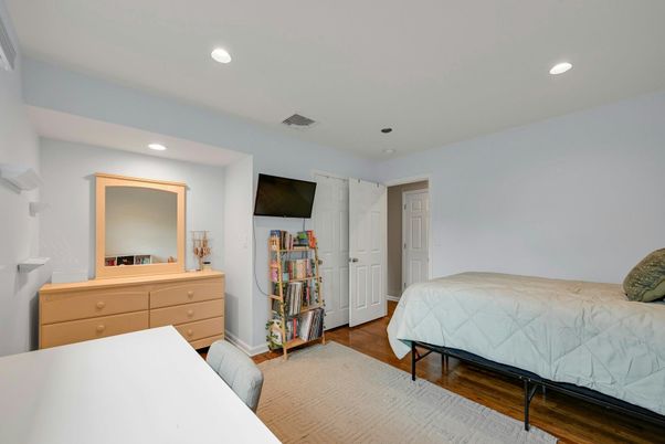 Bedroom, Interior, Recessed Lighting, Wood Texture Flooring